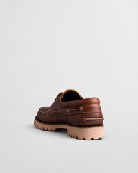 Sapatos baixos com atacadores Tratton