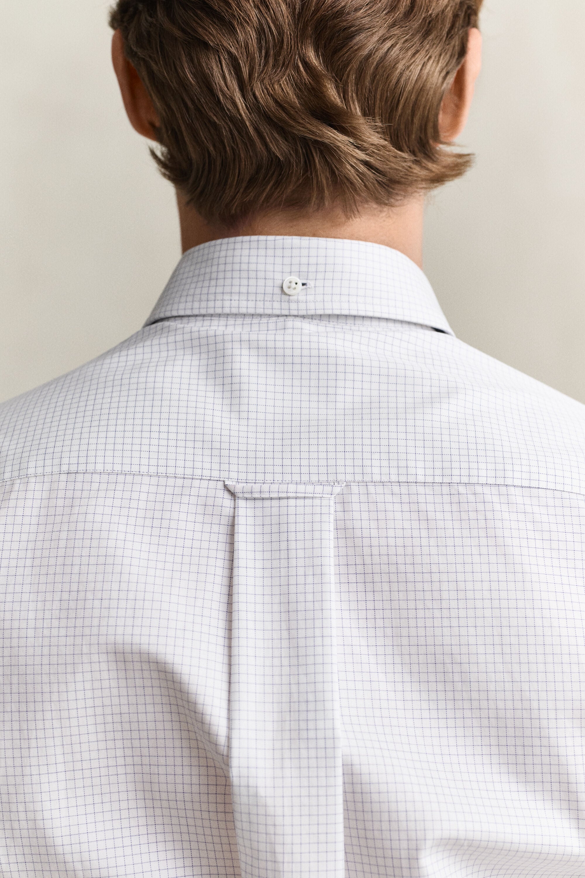 Vestido-camisa em sarja com padrão ao xadrez