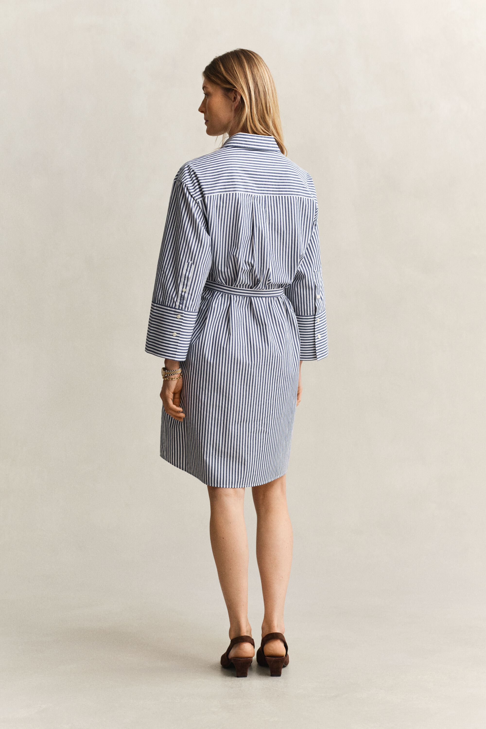 Vestido-camisa em popelina às riscas