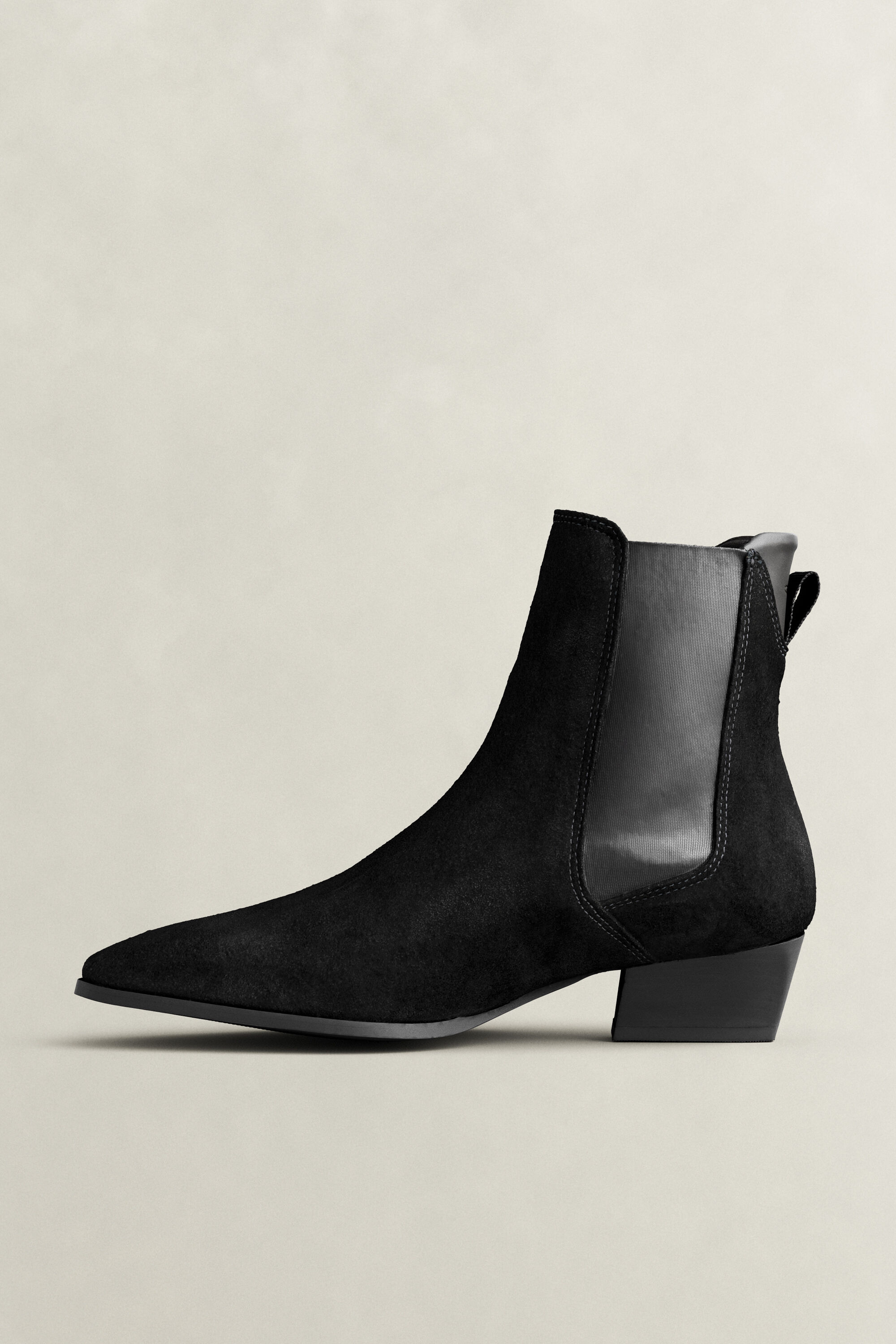 Botas Chelsea em camurça Bassotte