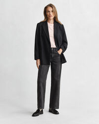 T-shirt com grafismo no mesmo tom