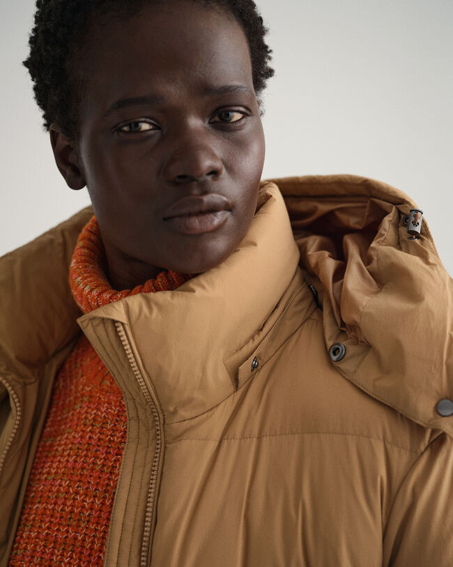 Sobretudo de penas comprido