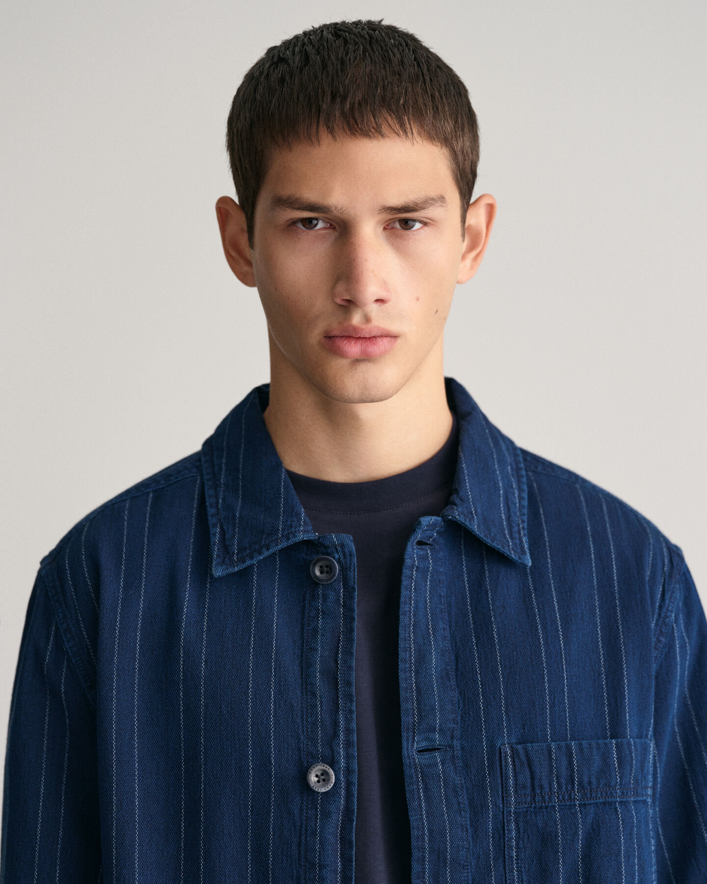 Sobrecamisa às riscas