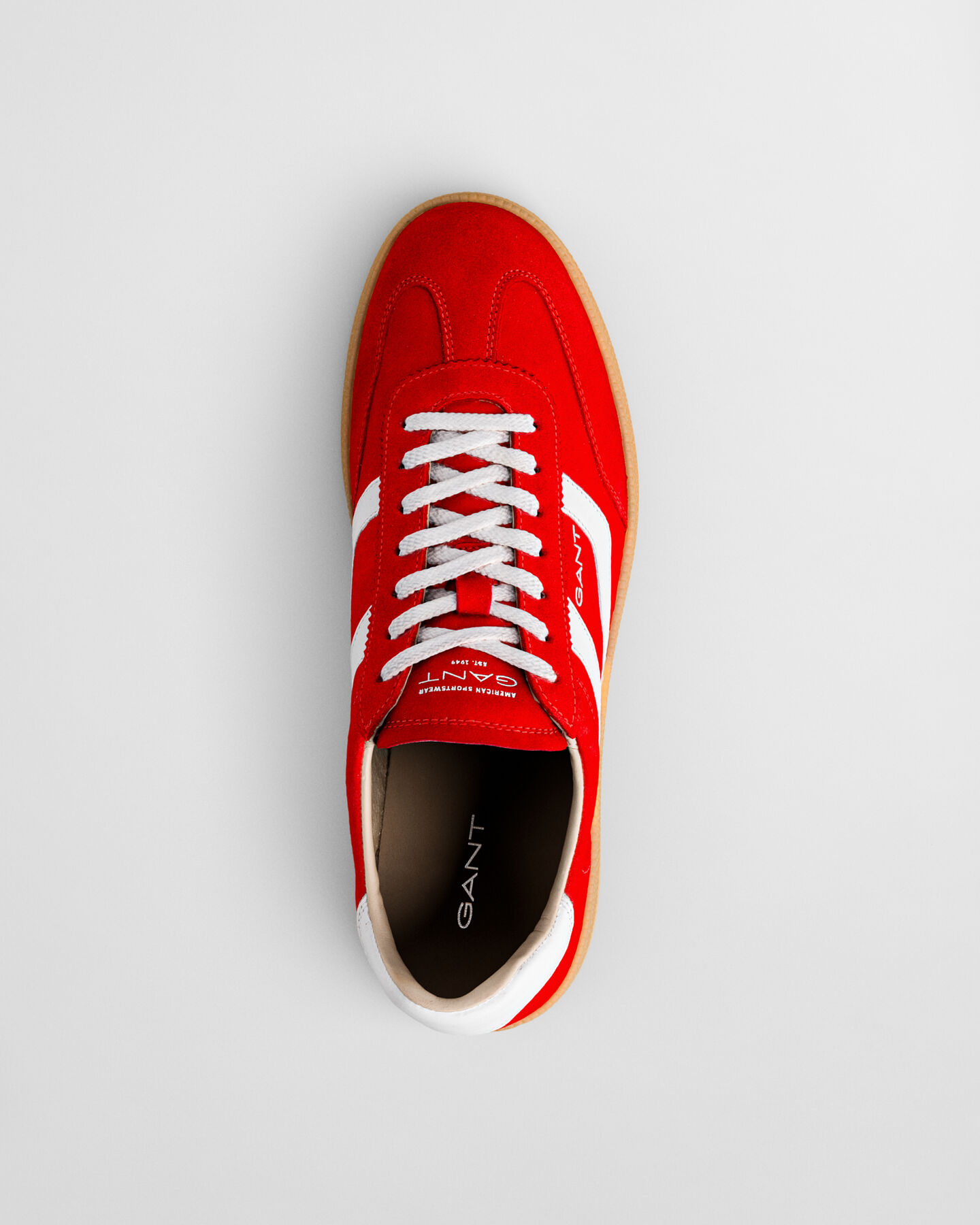 Ténis em camurça Cuzmo