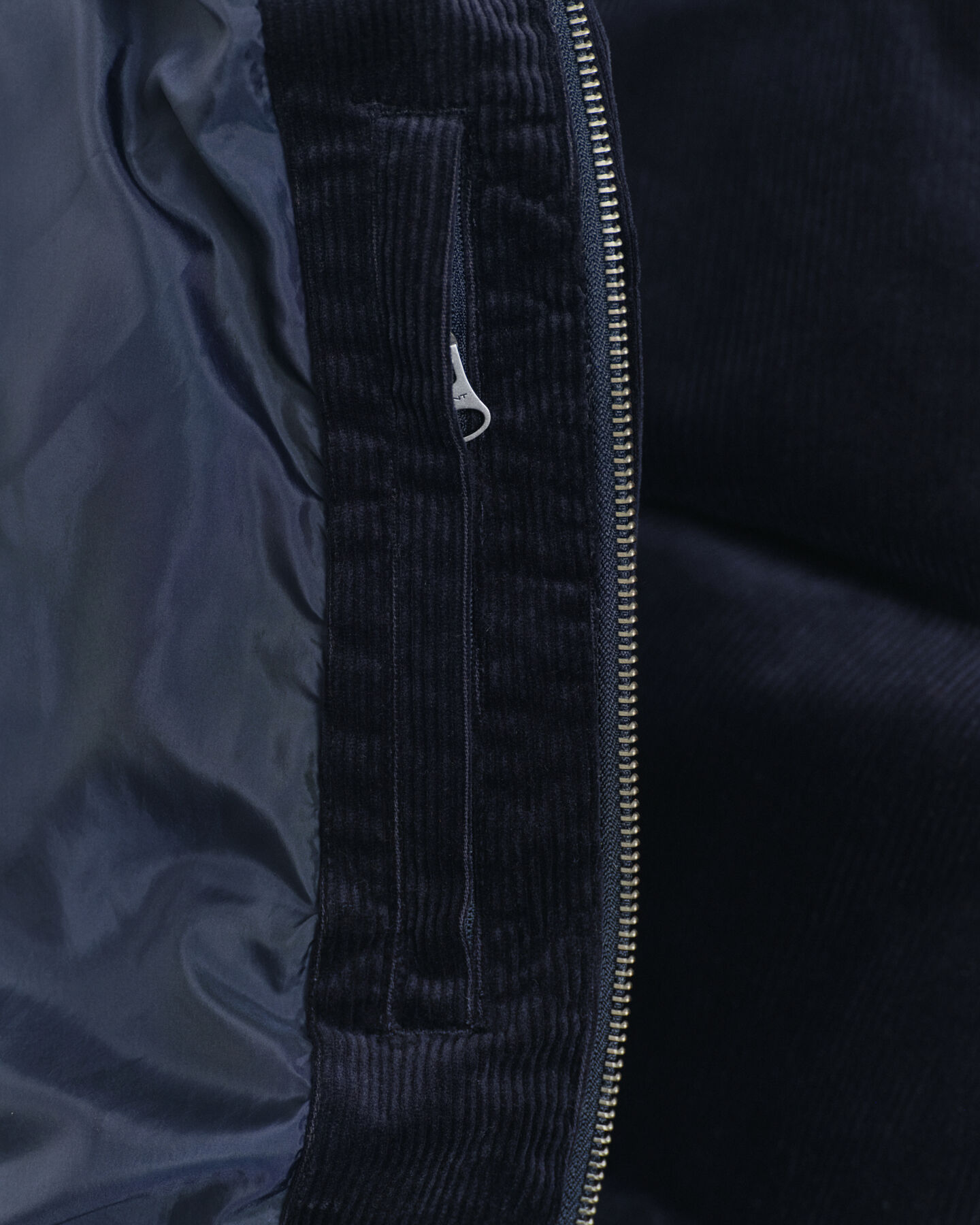 Blusão acolchoado em bombazina