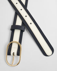 Cinto em pele às riscas