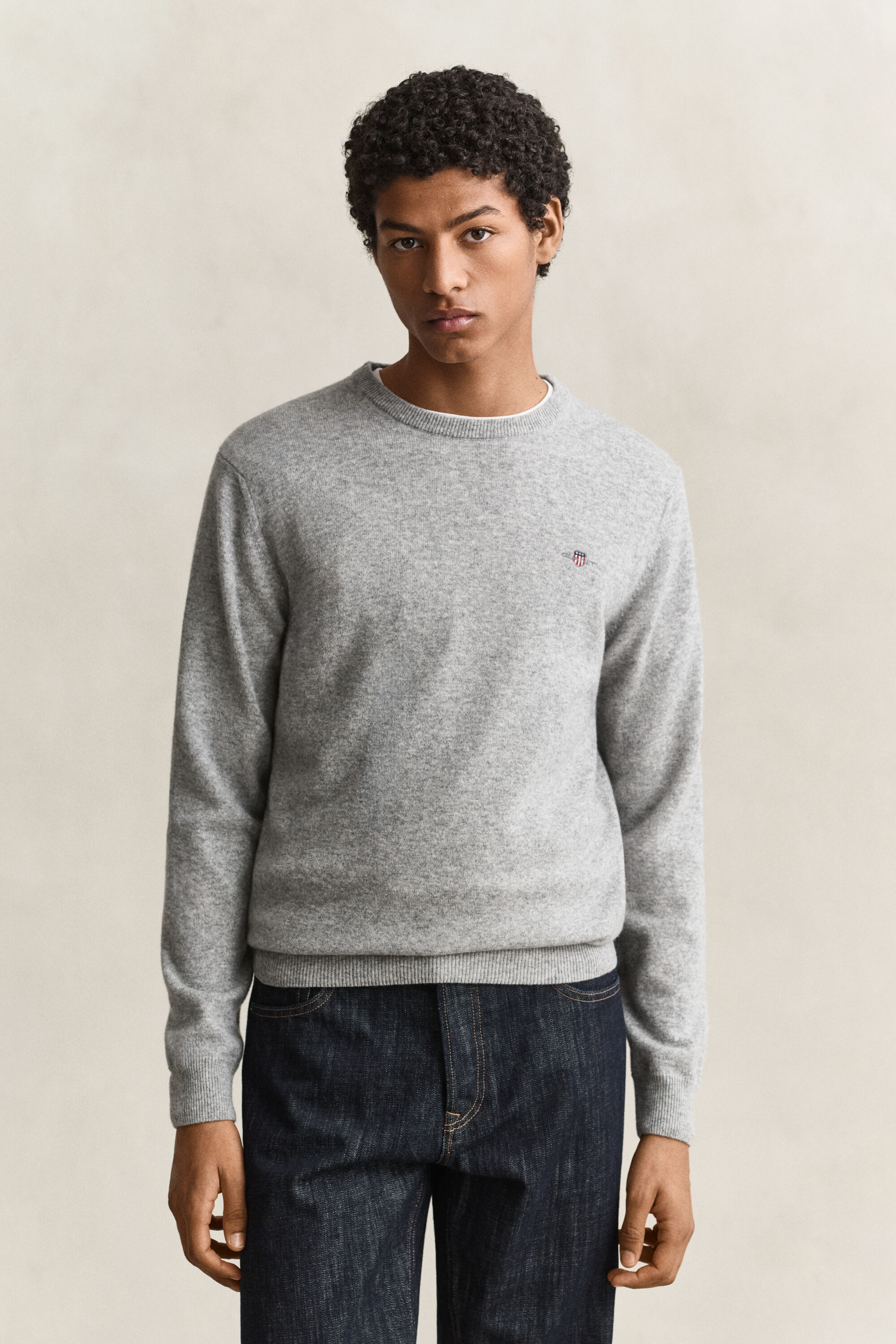 Camisola de malha com decote redondo em lã