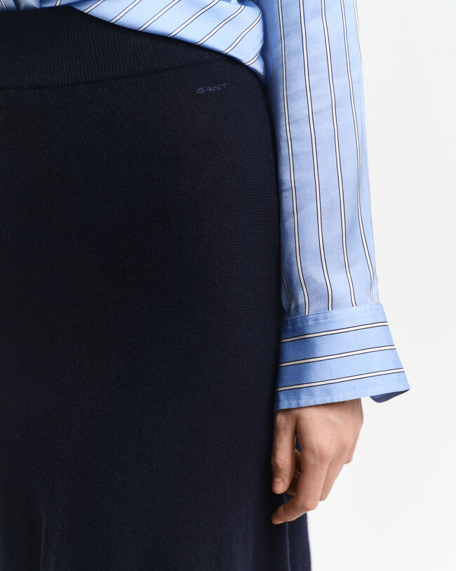 Saia em lã extrafina