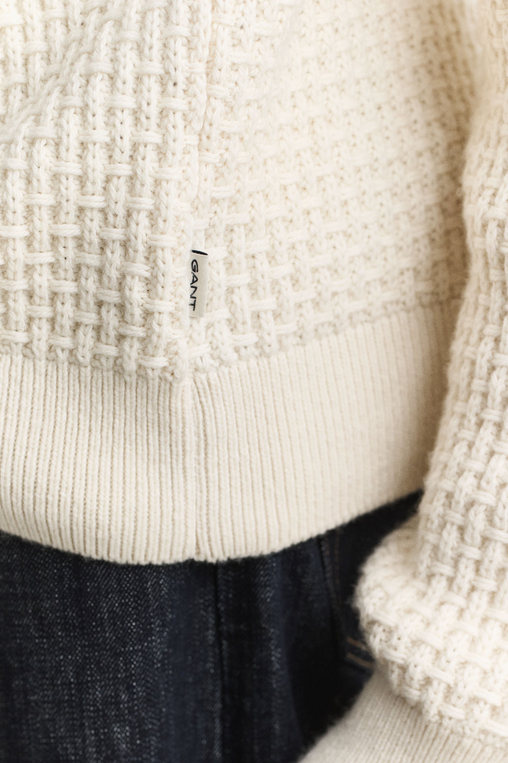 Camisola de malha texturizada com gola alta sem dobra em lã e algodão