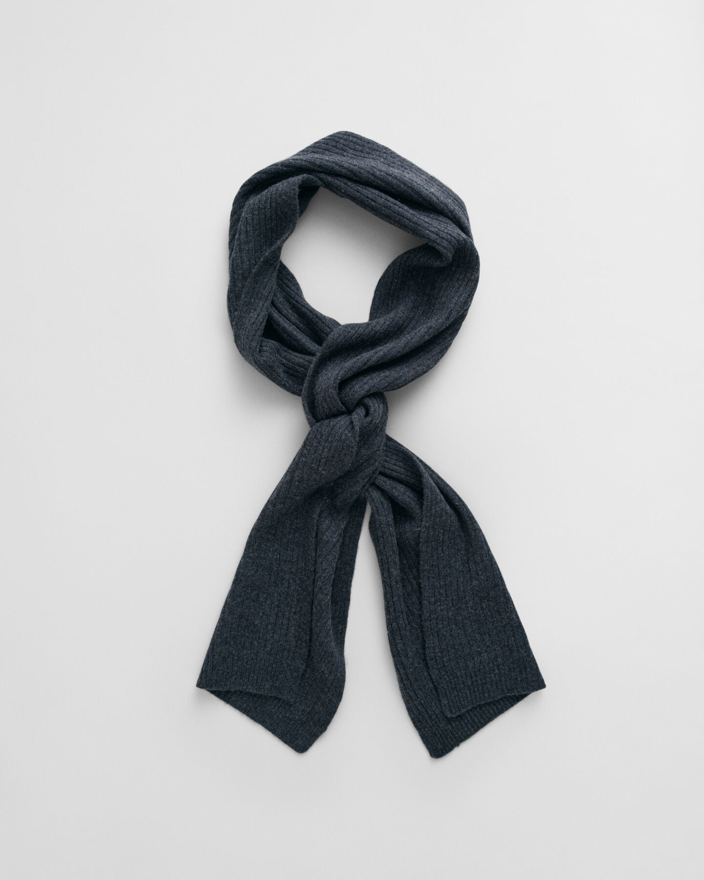 Cachecol em malha de lã fina