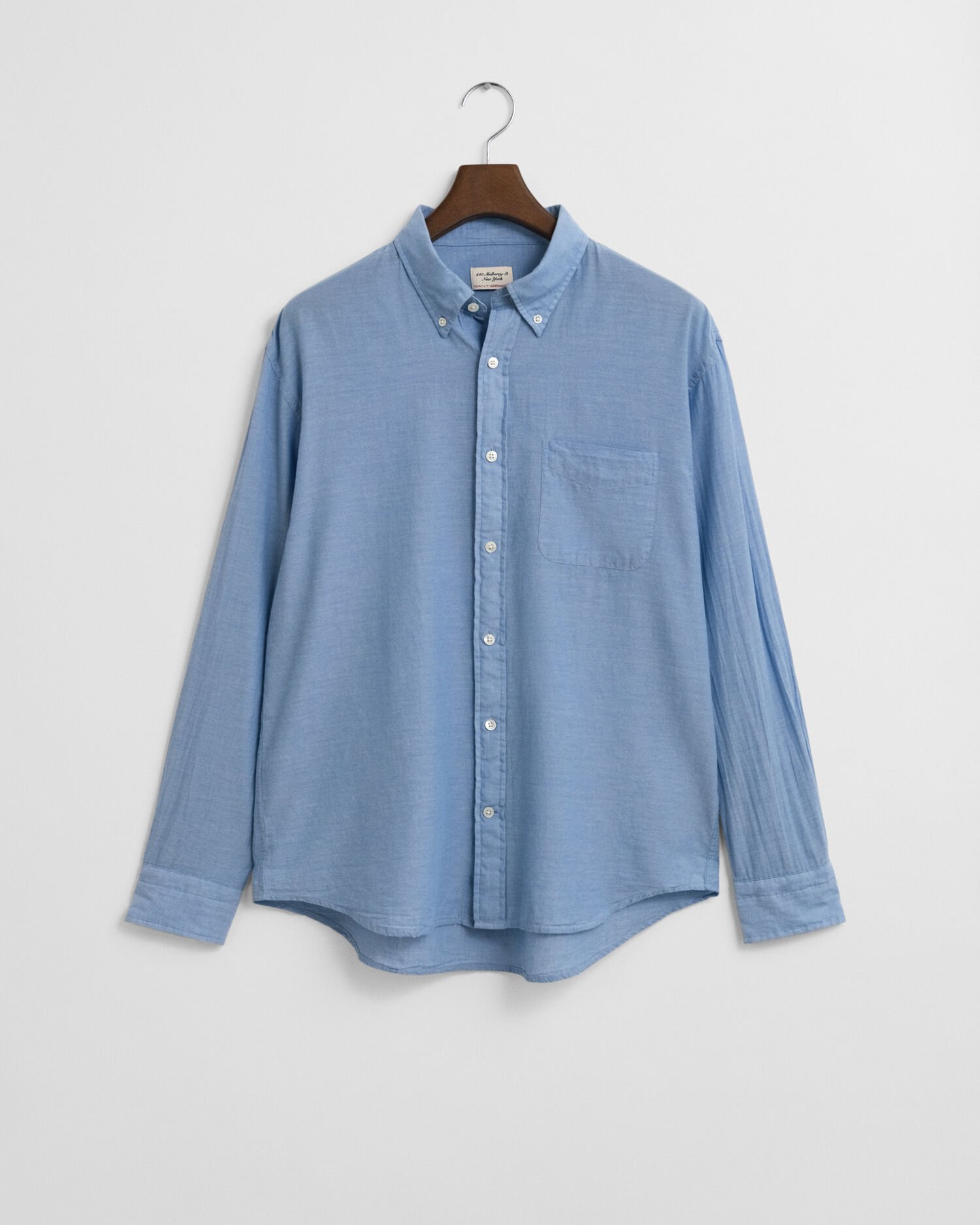 Camisa em chambray índigo relaxed fit