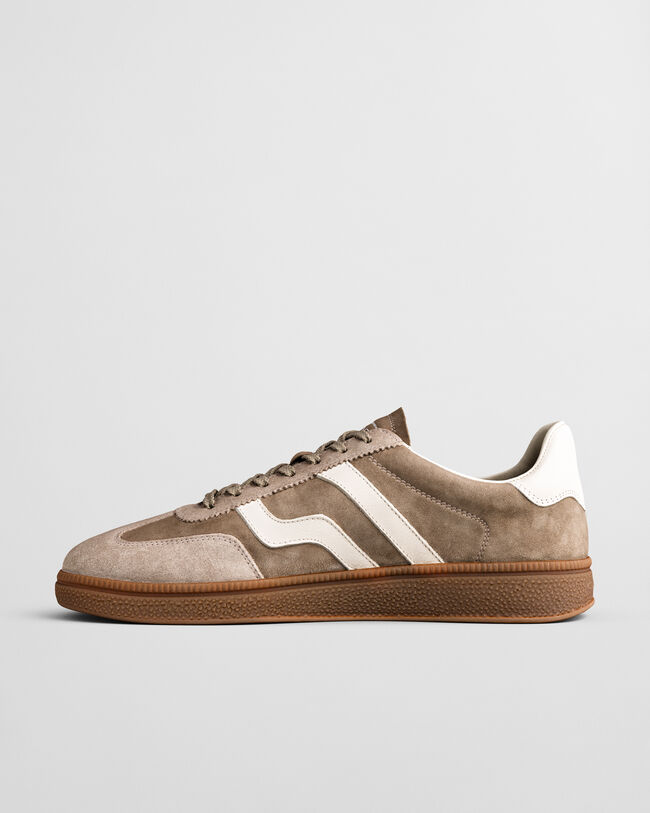 Ténis em camurça Cuzmo