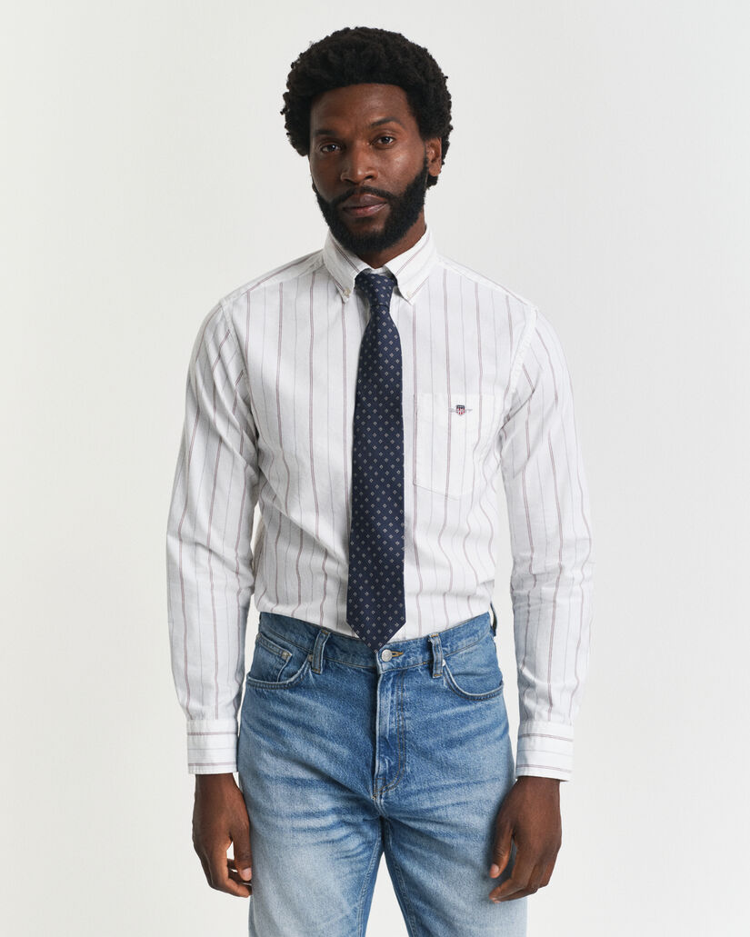 Camisa Oxford clássica às riscas regular fit