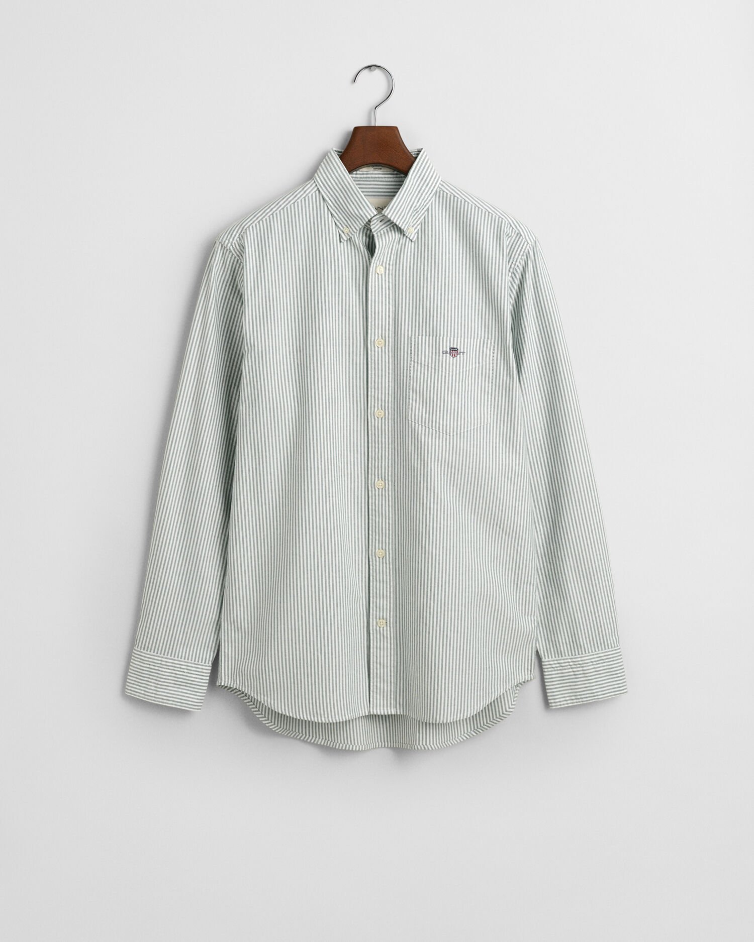 Camisa Oxford às riscas finas Classic