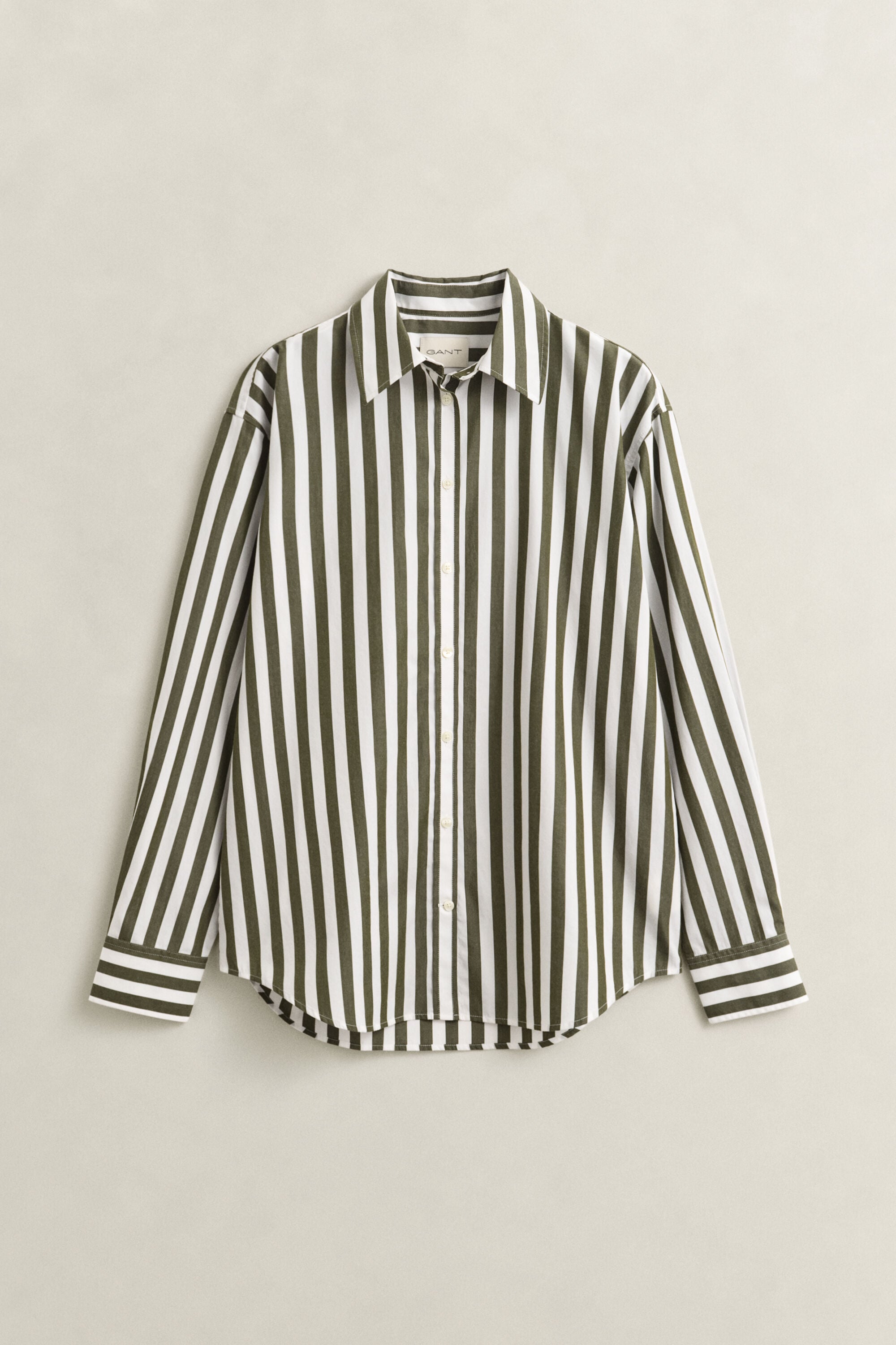 Camisa em popelina às riscas relaxed fit