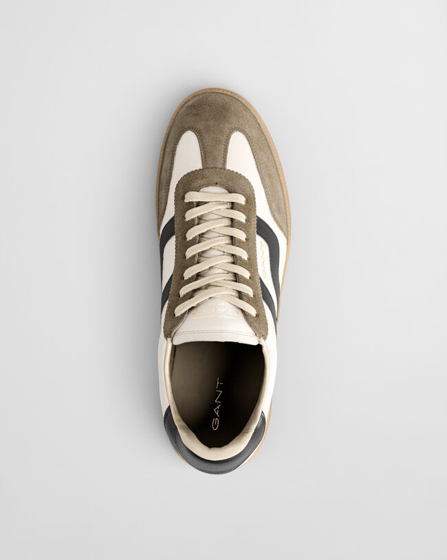 Ténis em pele e camurça Cuzmo