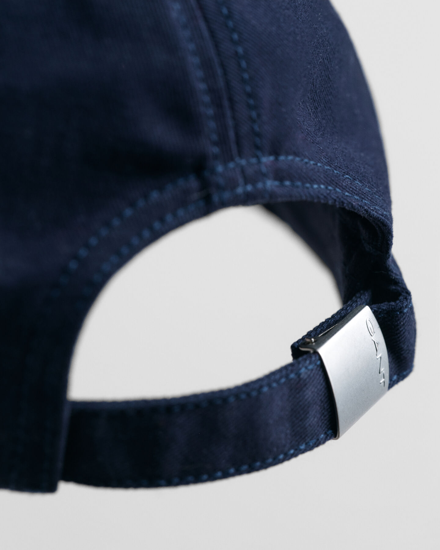 Boné em sarja de algodão escovada