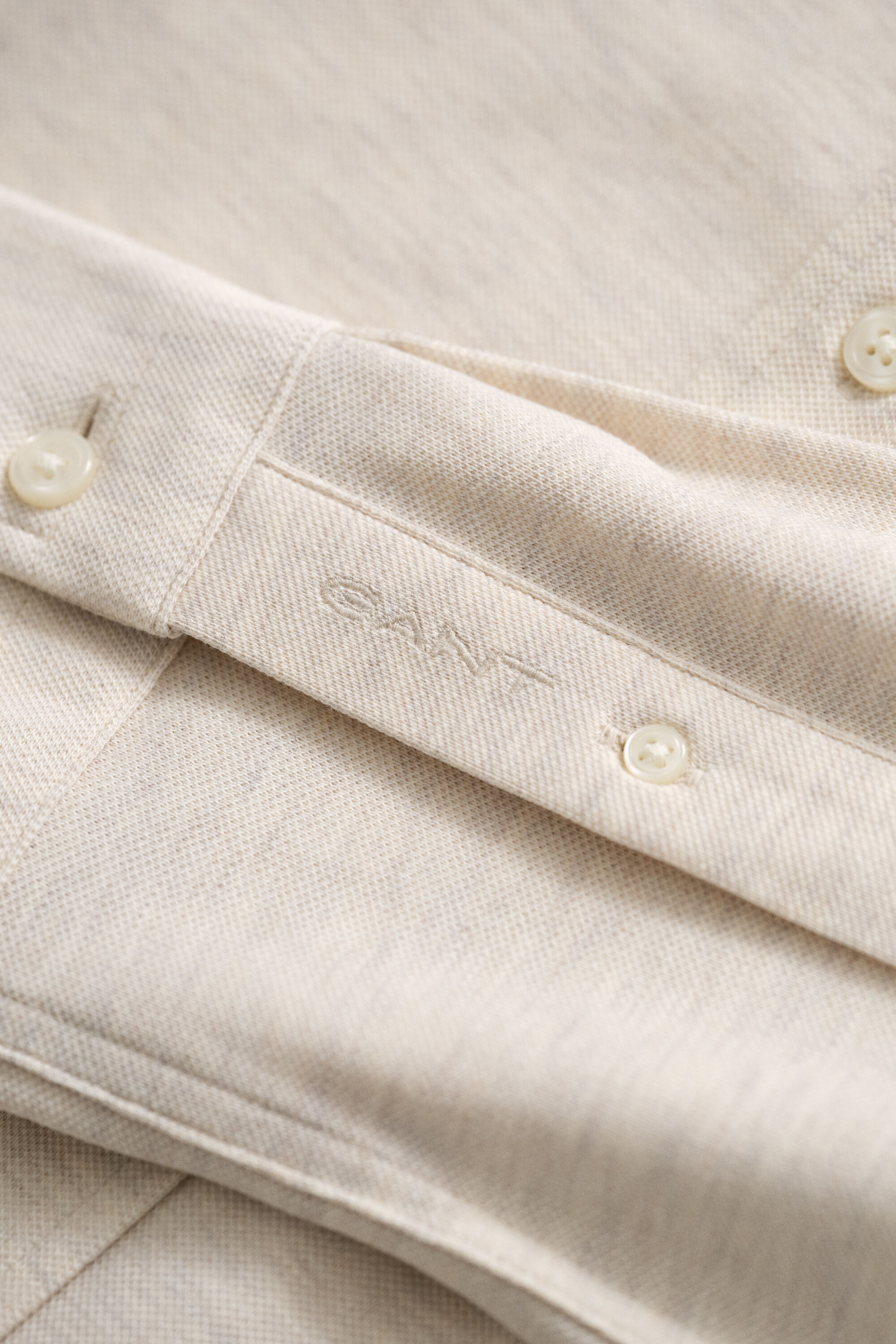 Camisa em jersey piqué com elastano