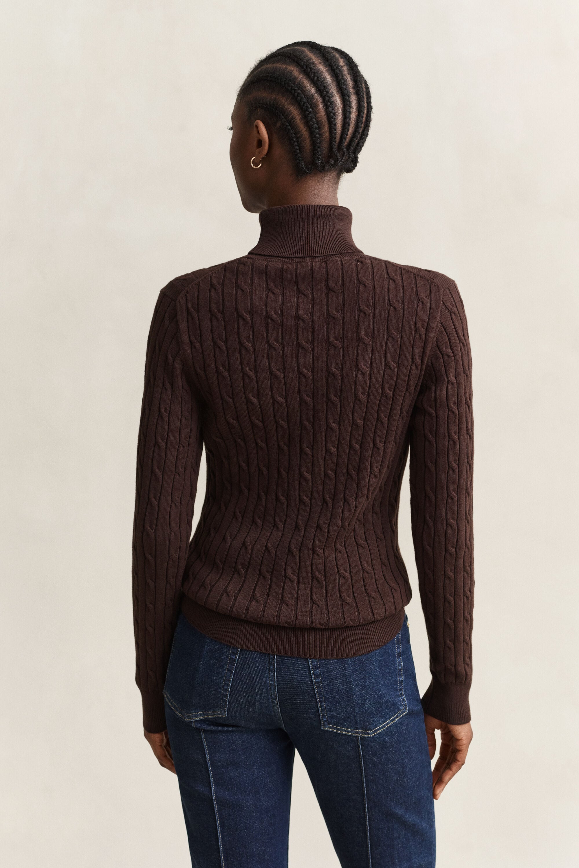 Camisola de gola alta em malha entrançada de algodão com elastano
