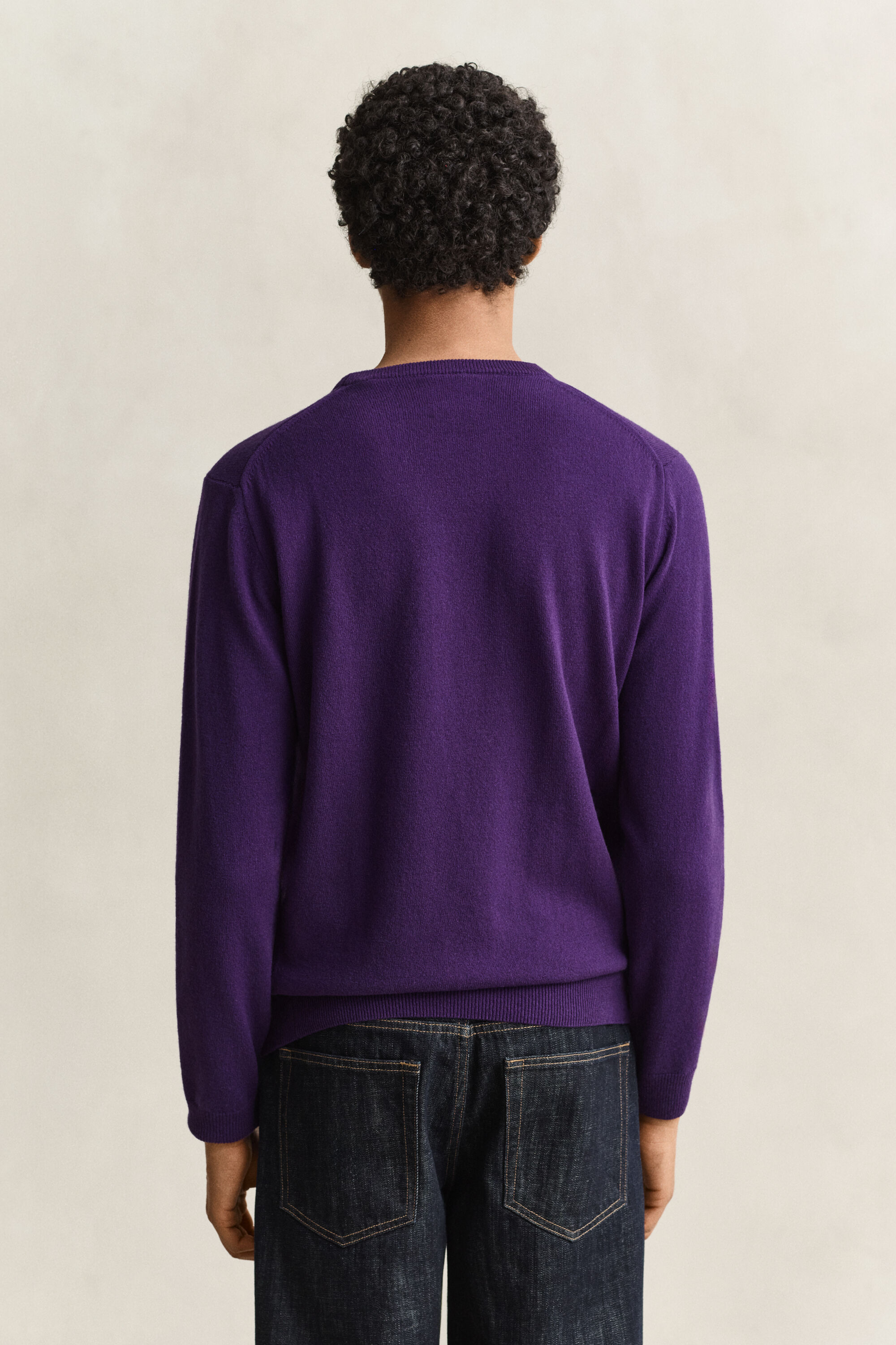 Camisola de malha com decote redondo em lã