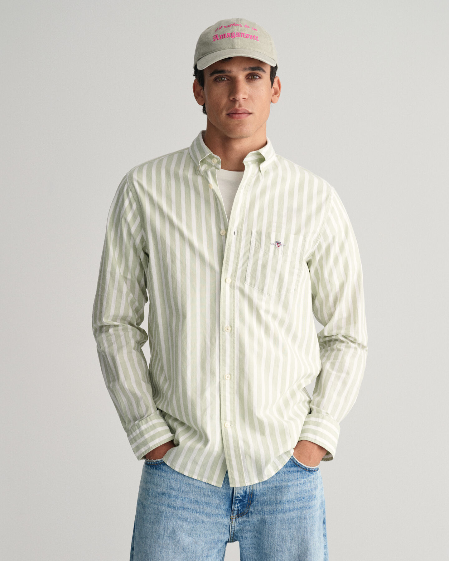 Camisa em popelina &agrave;s riscas largas regular fit