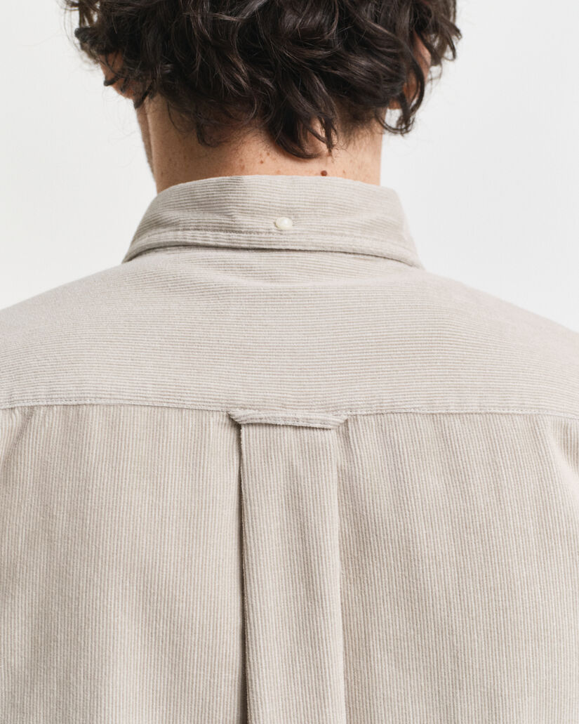 Camisa em bombazina de algodão regular fit