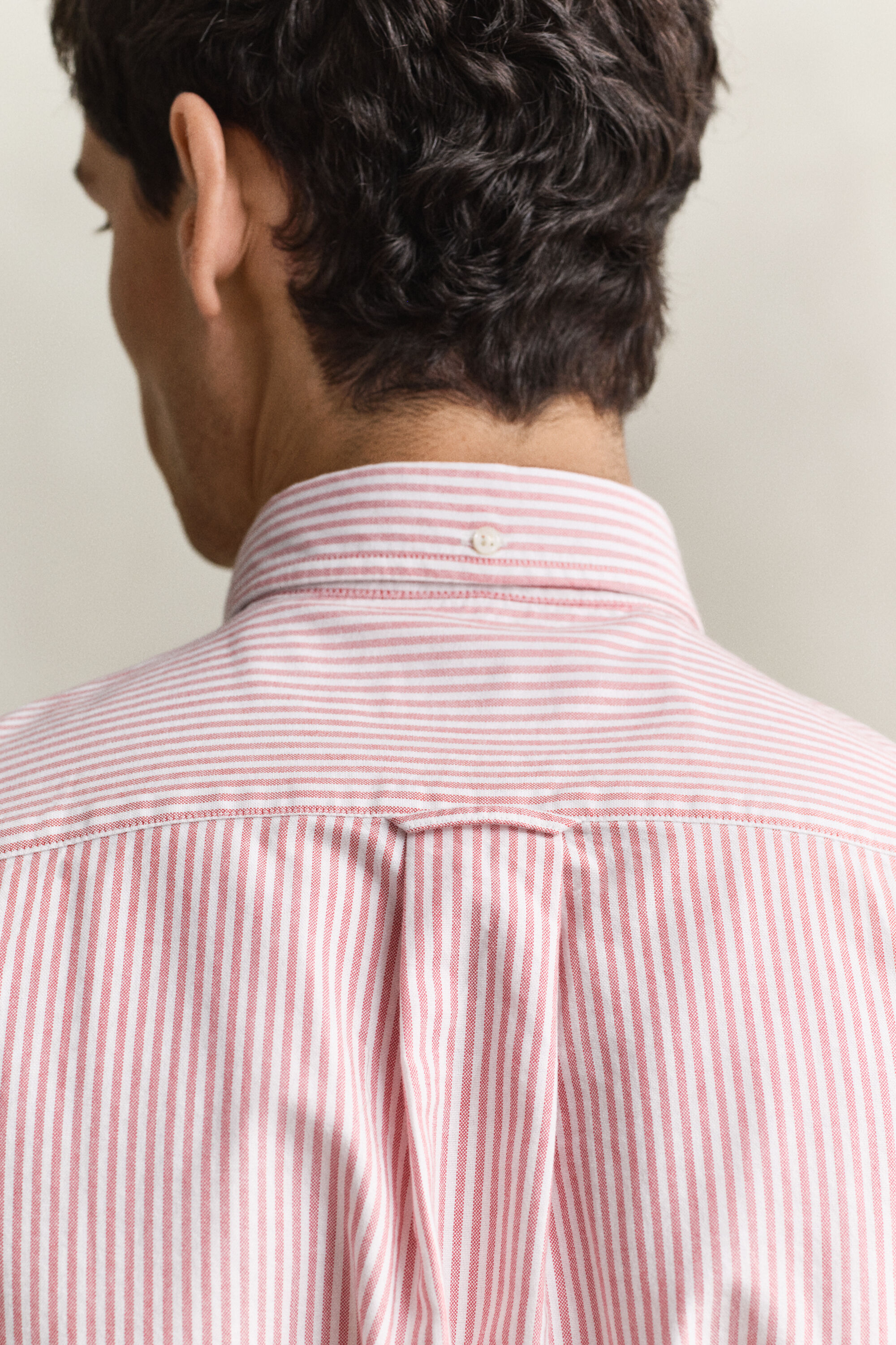 Camisa Oxford às riscas finas Classic