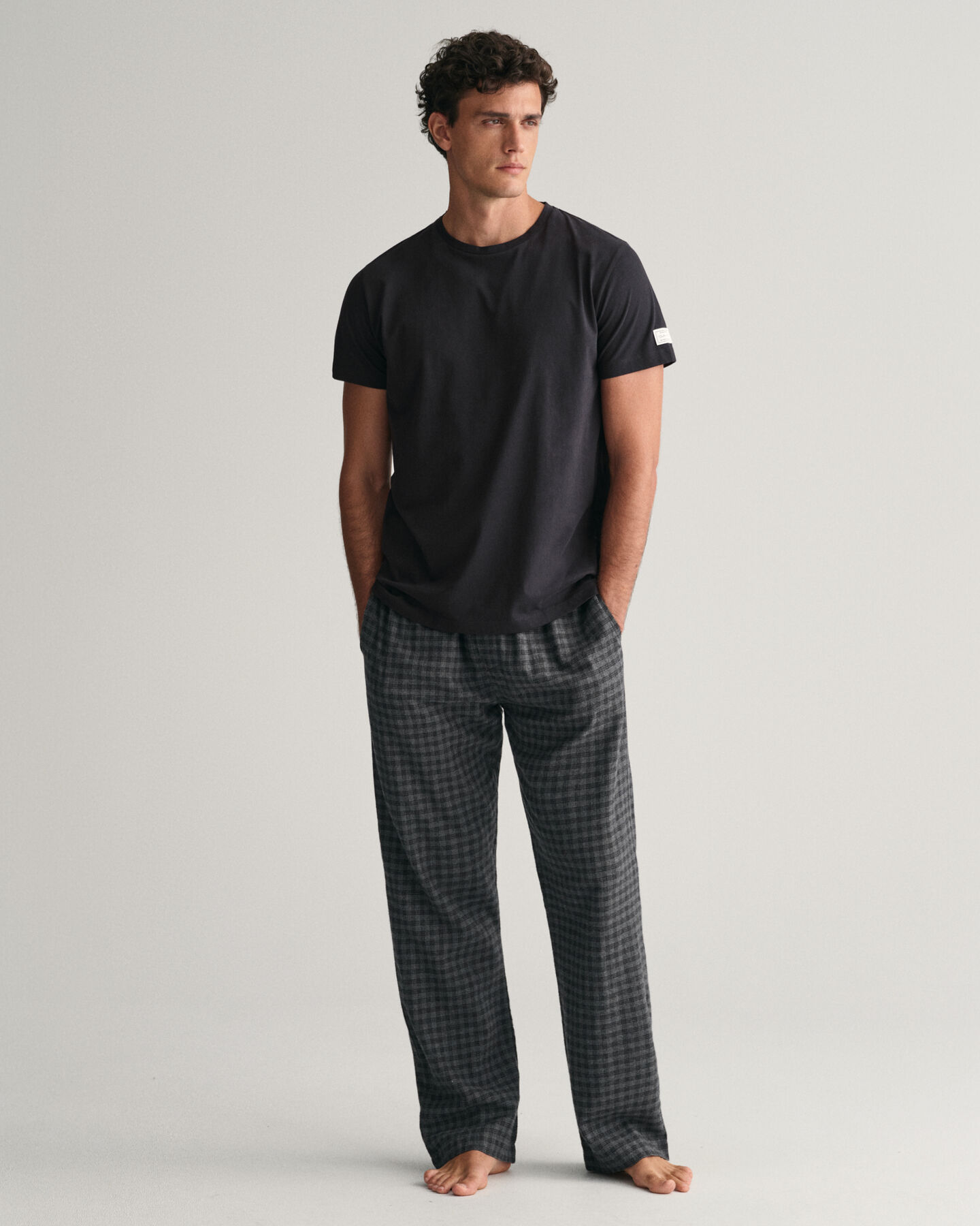 Caixa de presente com cal&ccedil;as e t-shirt de pijama em flanela