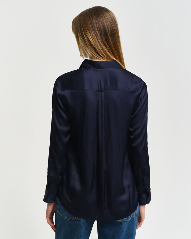 Camisa com bolsos regular fit