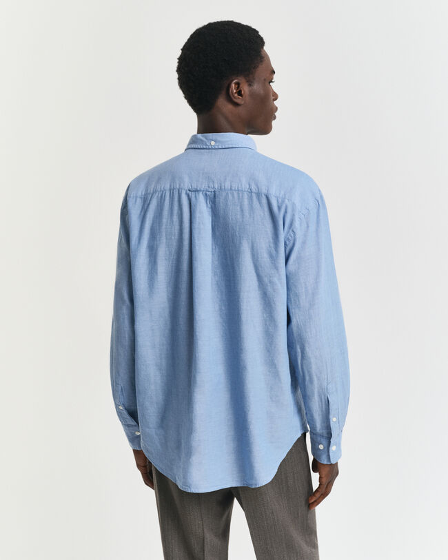 Camisa em chambray índigo relaxed fit