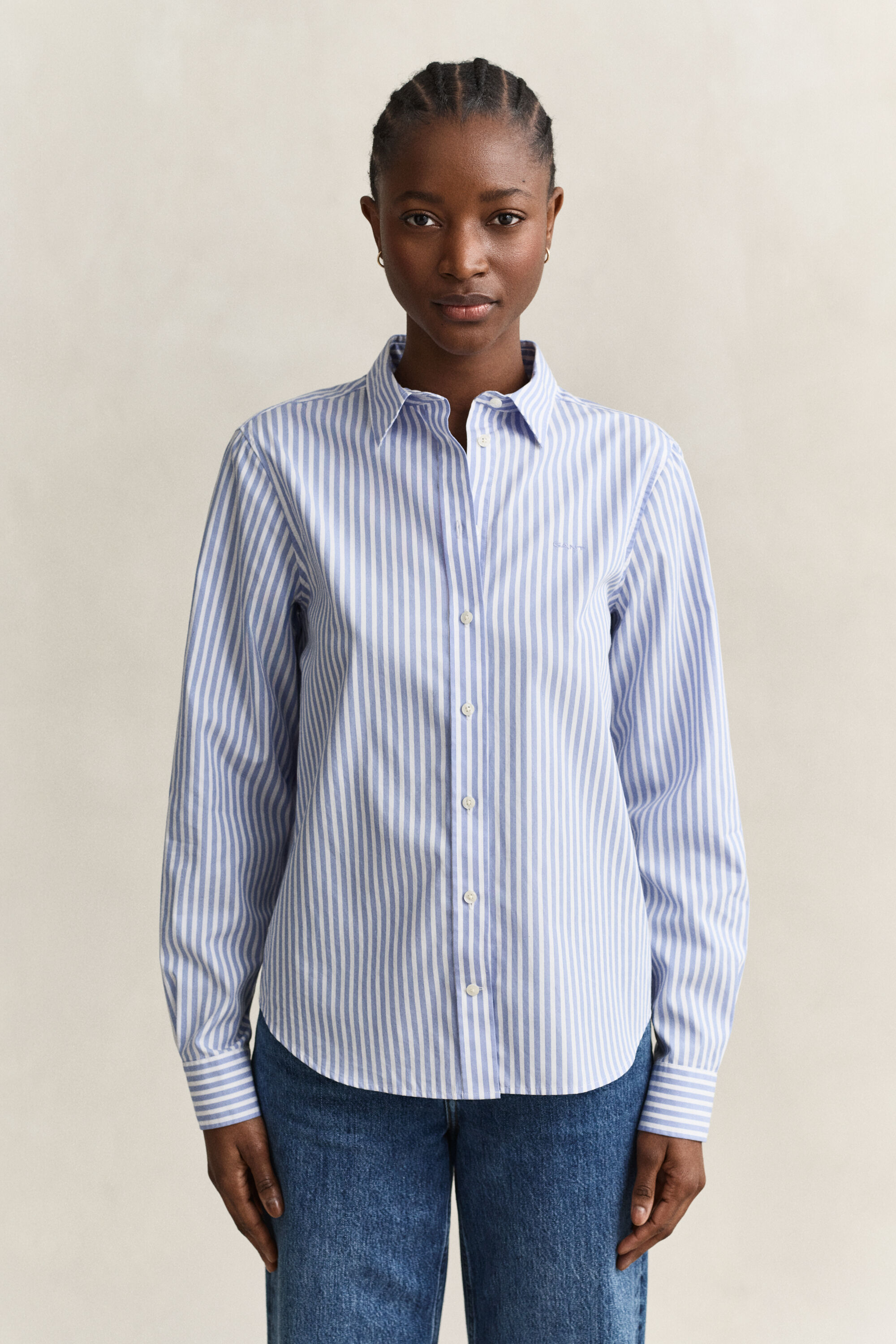 Camisa em popelina às riscas clássica regular fit