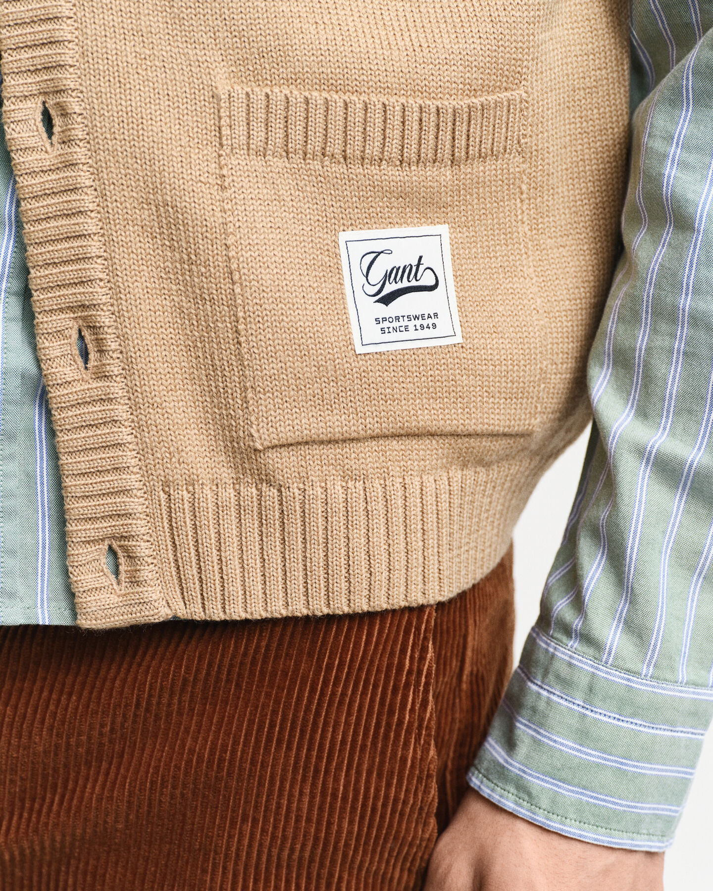 Colete em lã com botões