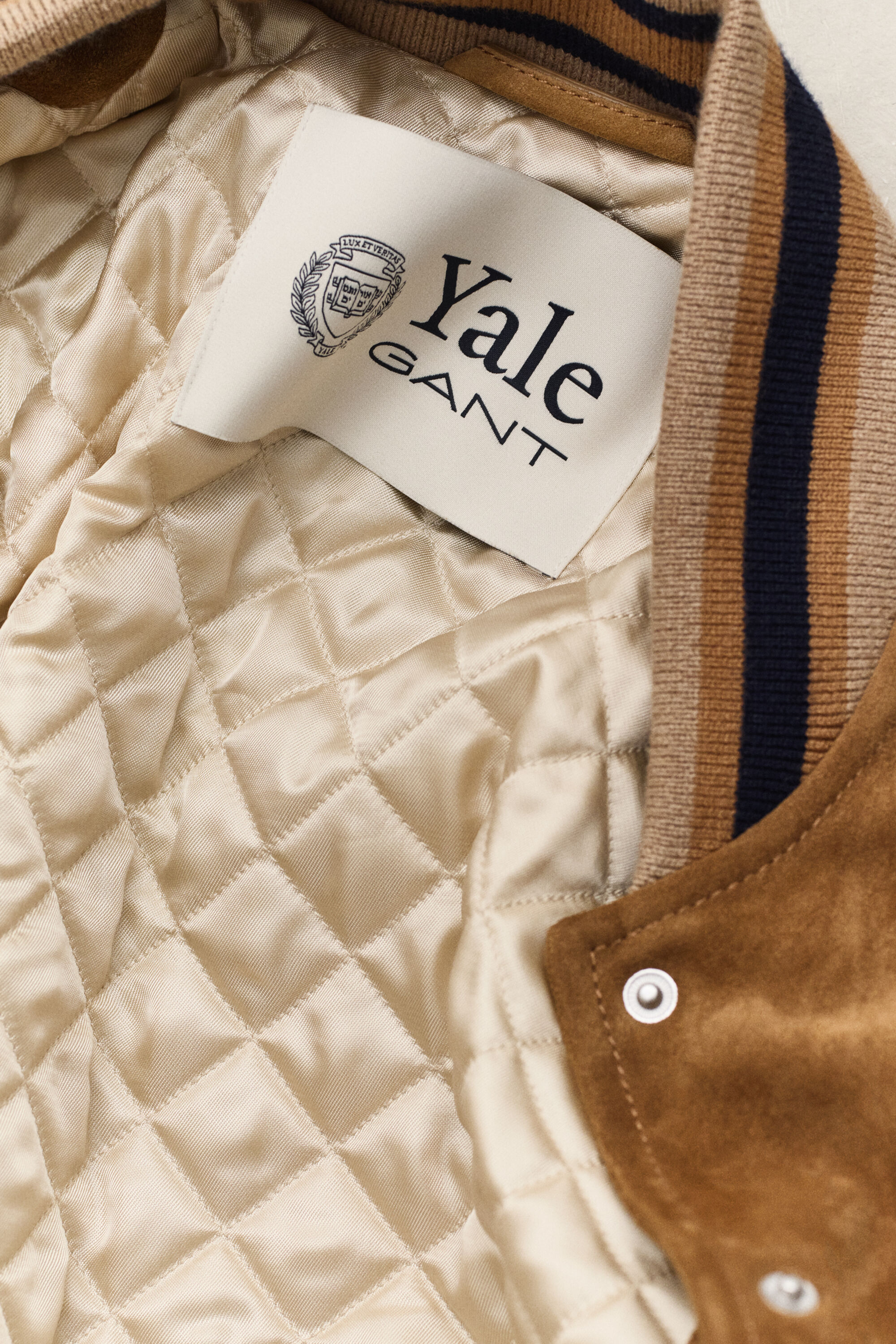 Varsity Jacket em camurça Gant x Yale
