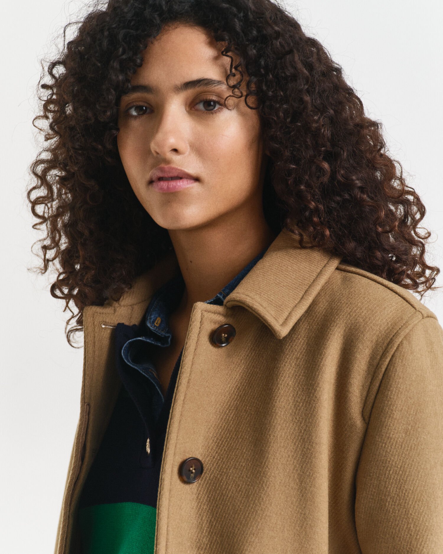 Gabardina curta em mistura de lã