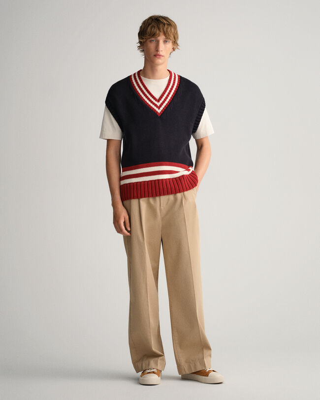 Calças chino volumosas com pregas