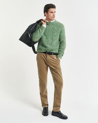 Calças chino em bombazina slim fit