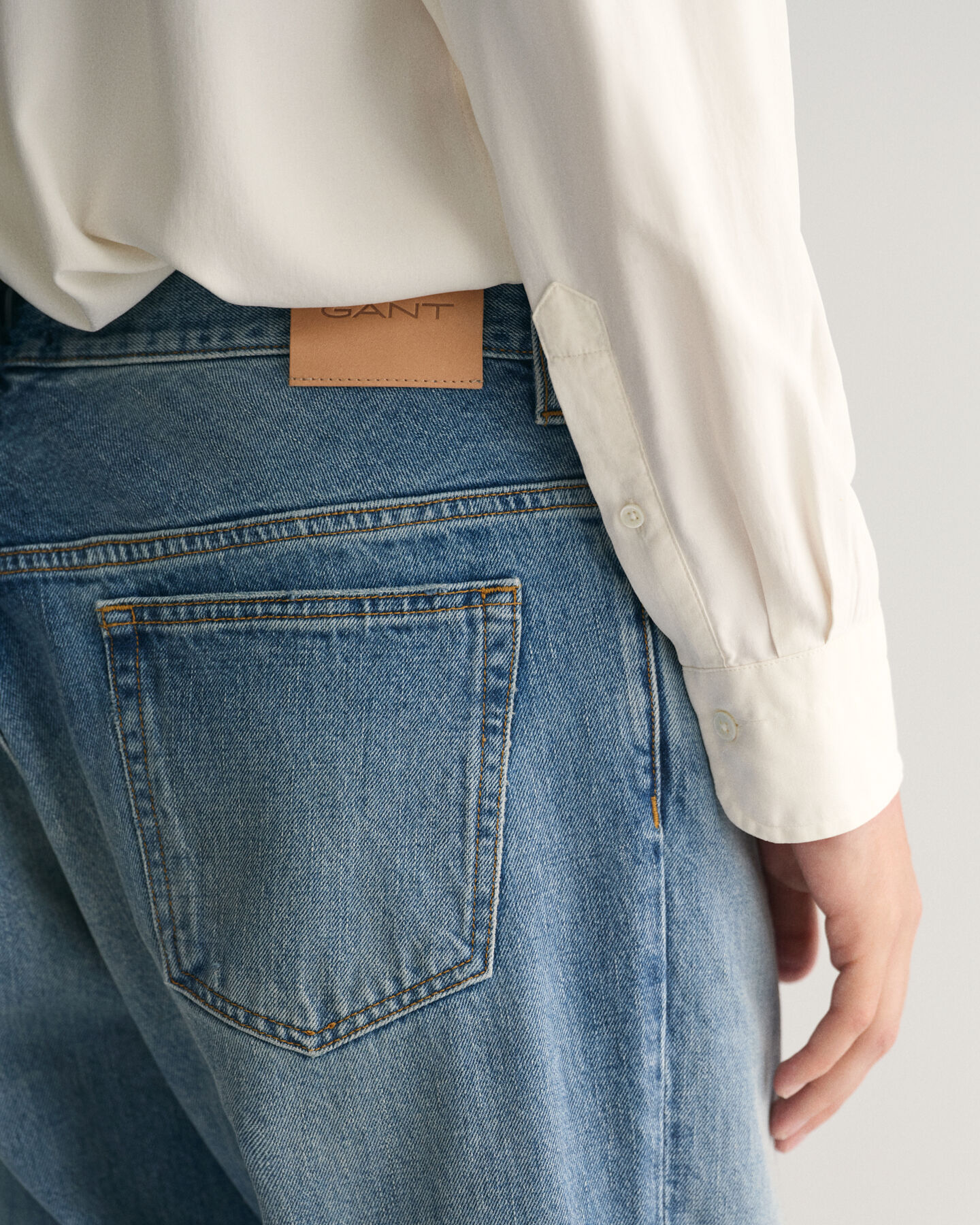 Camisa em seda relaxed fit