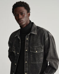 Camisa de ganga com lavagem intensa oversized