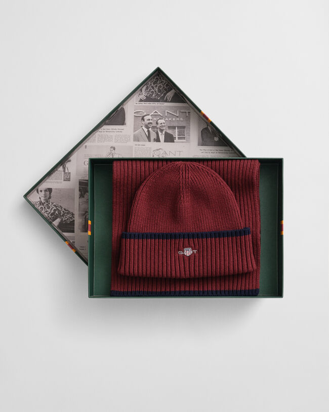 Conjunto de oferta com gorro e cachecol Essential