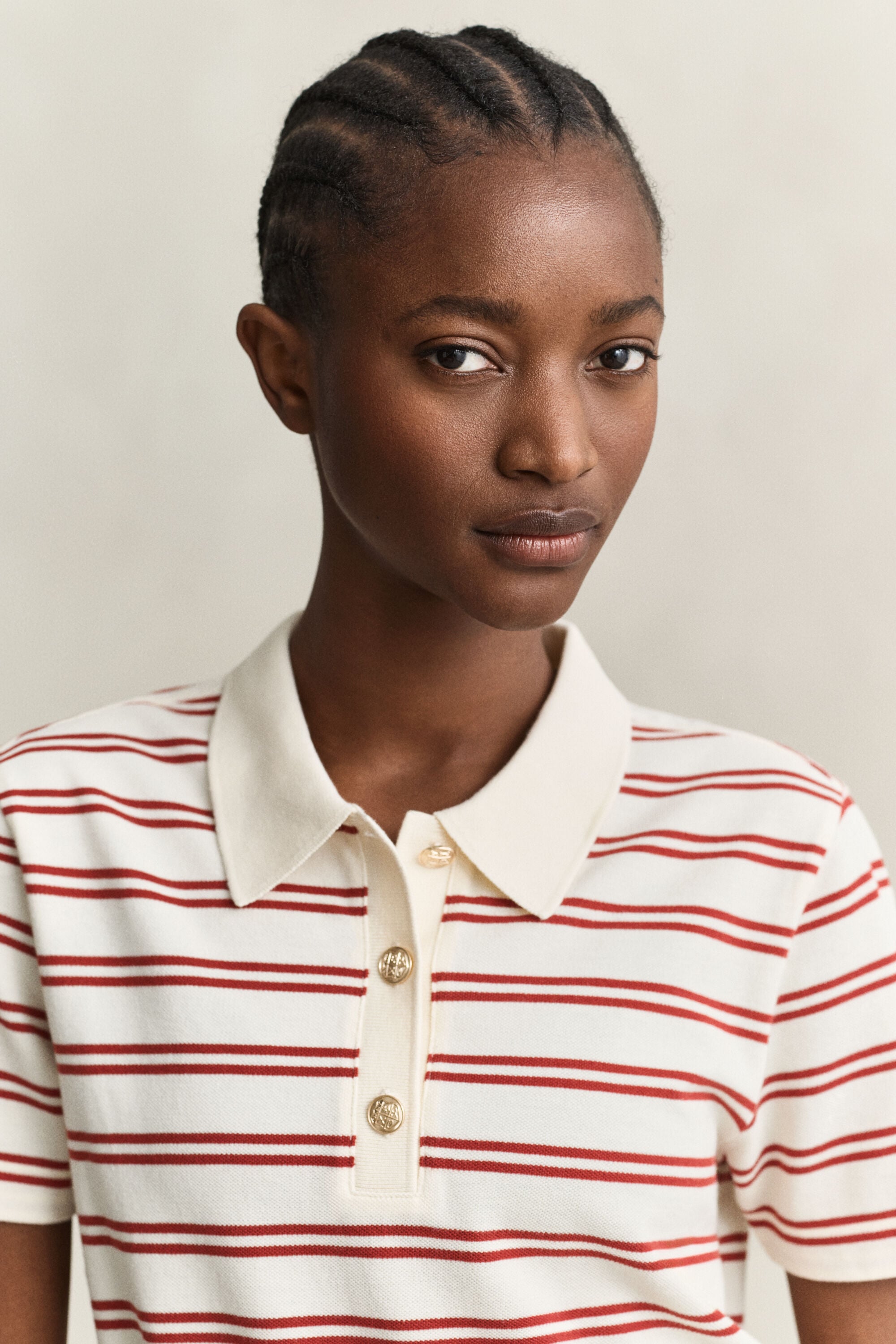 Camisola tipo polo em algodão piqué às riscas