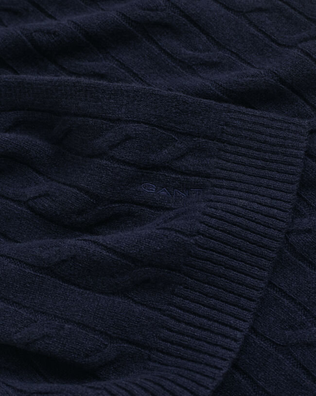 Cachecol em malha entrançada de lã