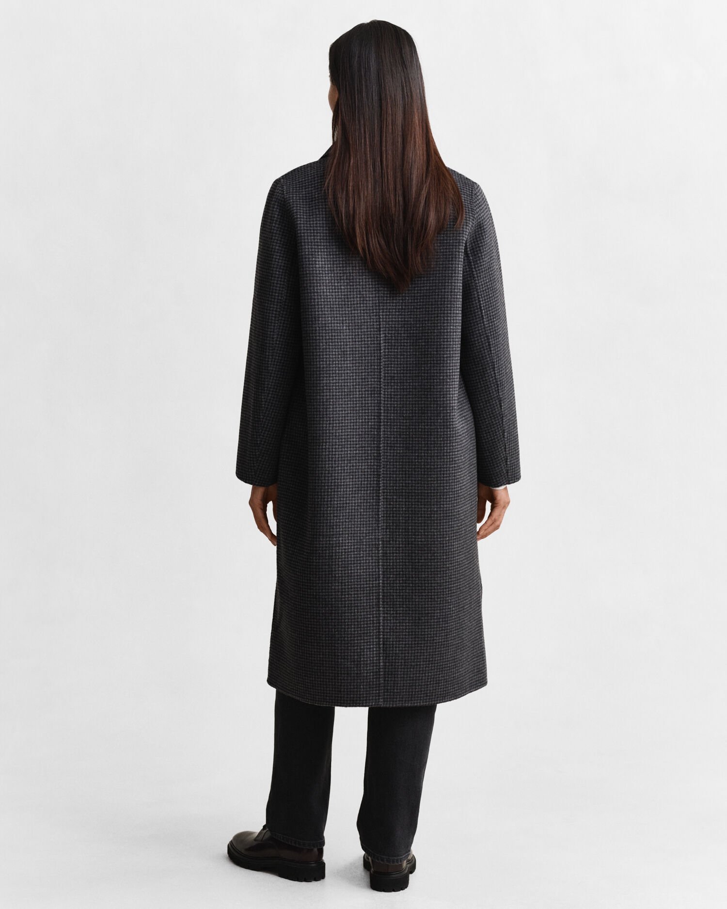 Sobretudo cosido à mão com padrão de xadrez