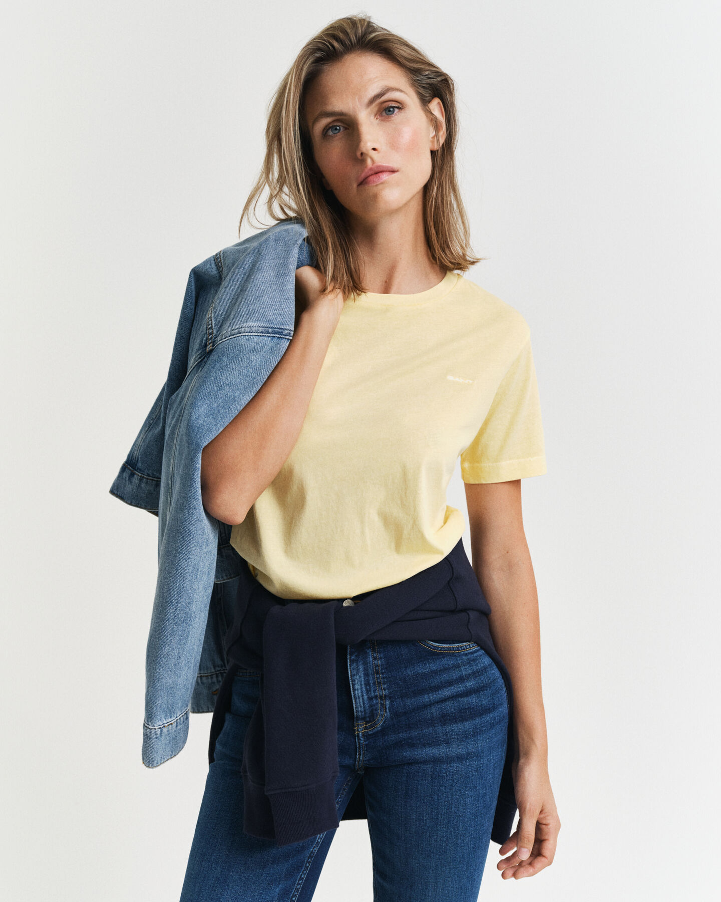 T-shirt com decote redondo Sunfaded