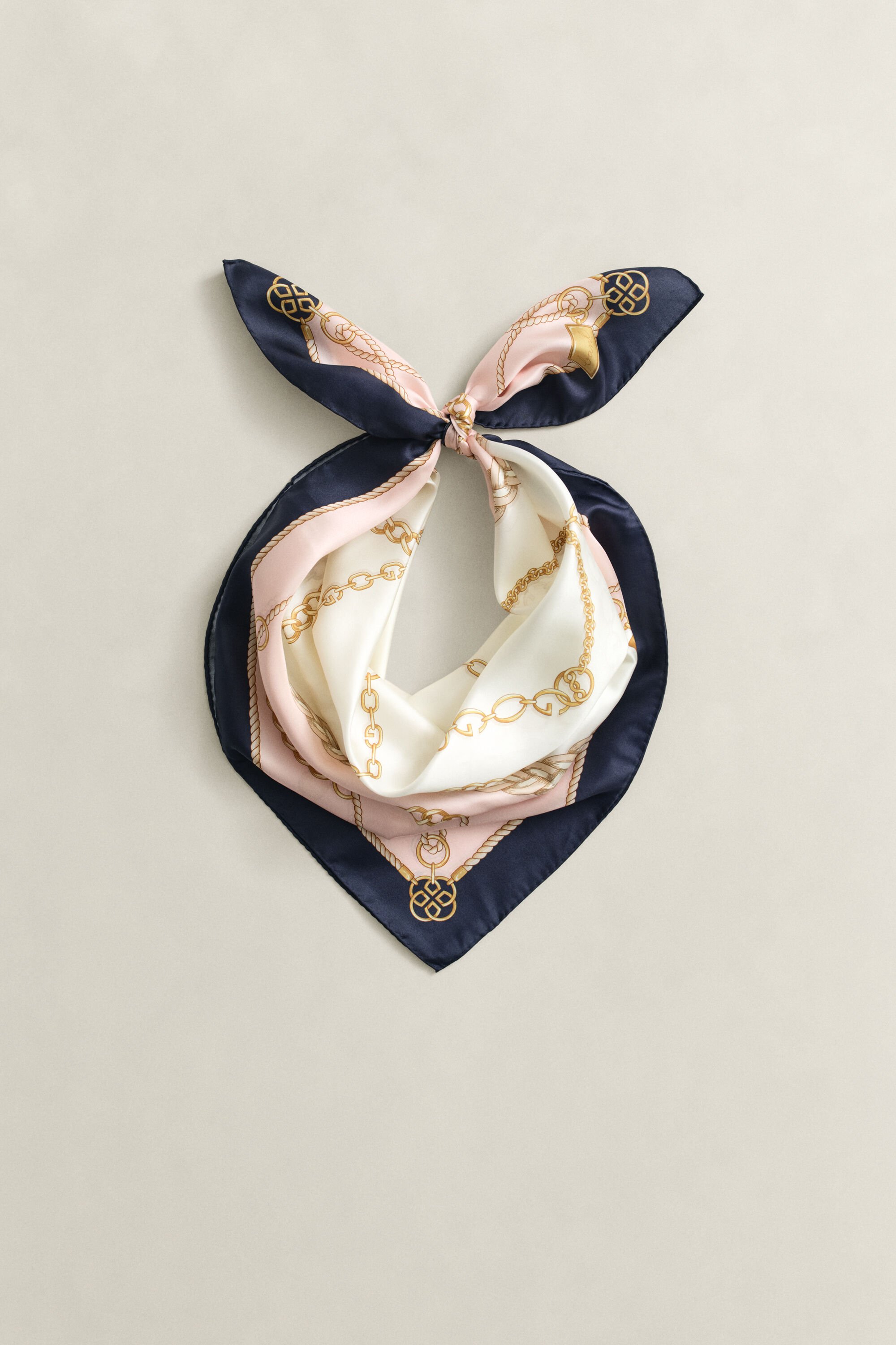 Lenço em seda Chain