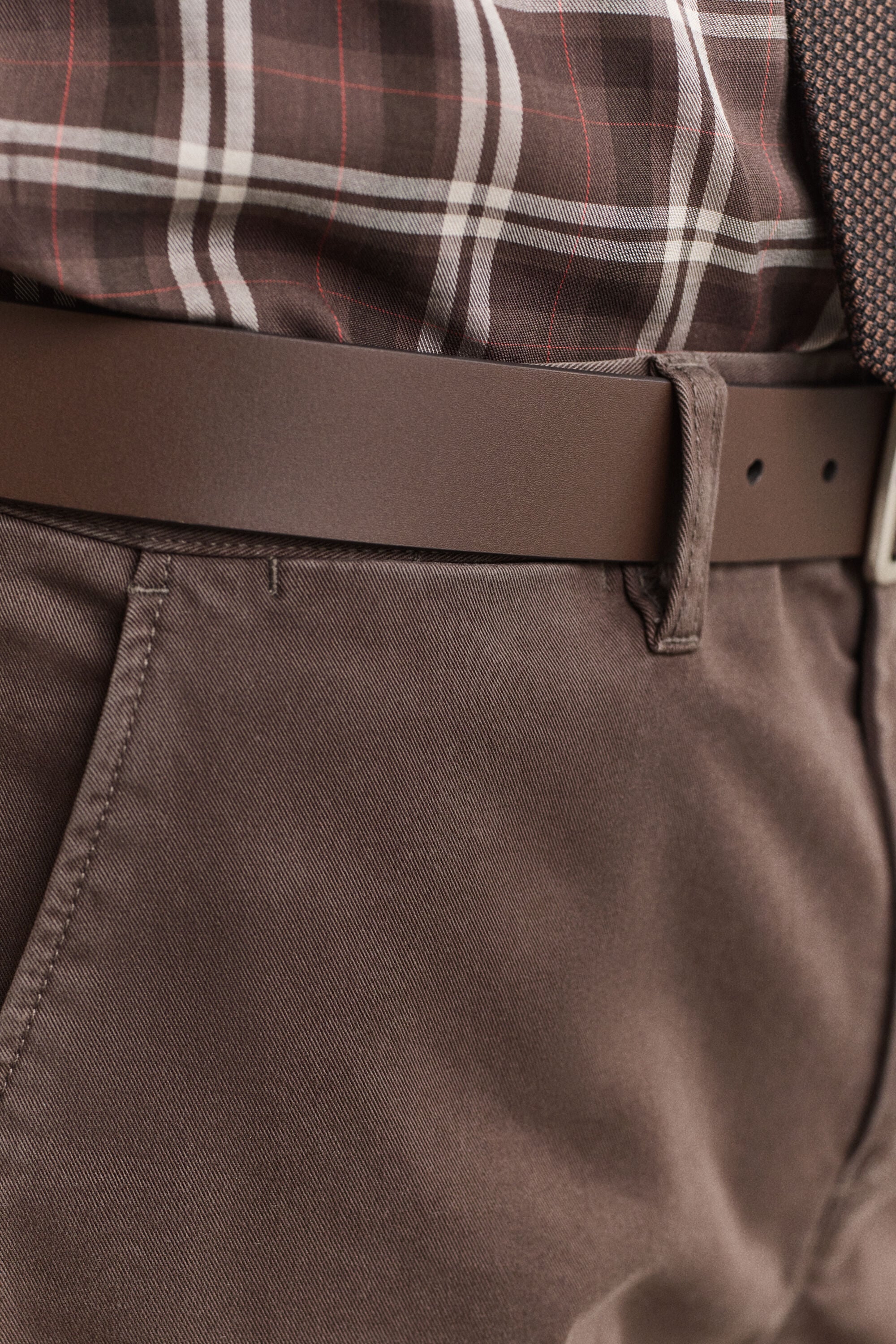 Calças chino confortáveis slim fit