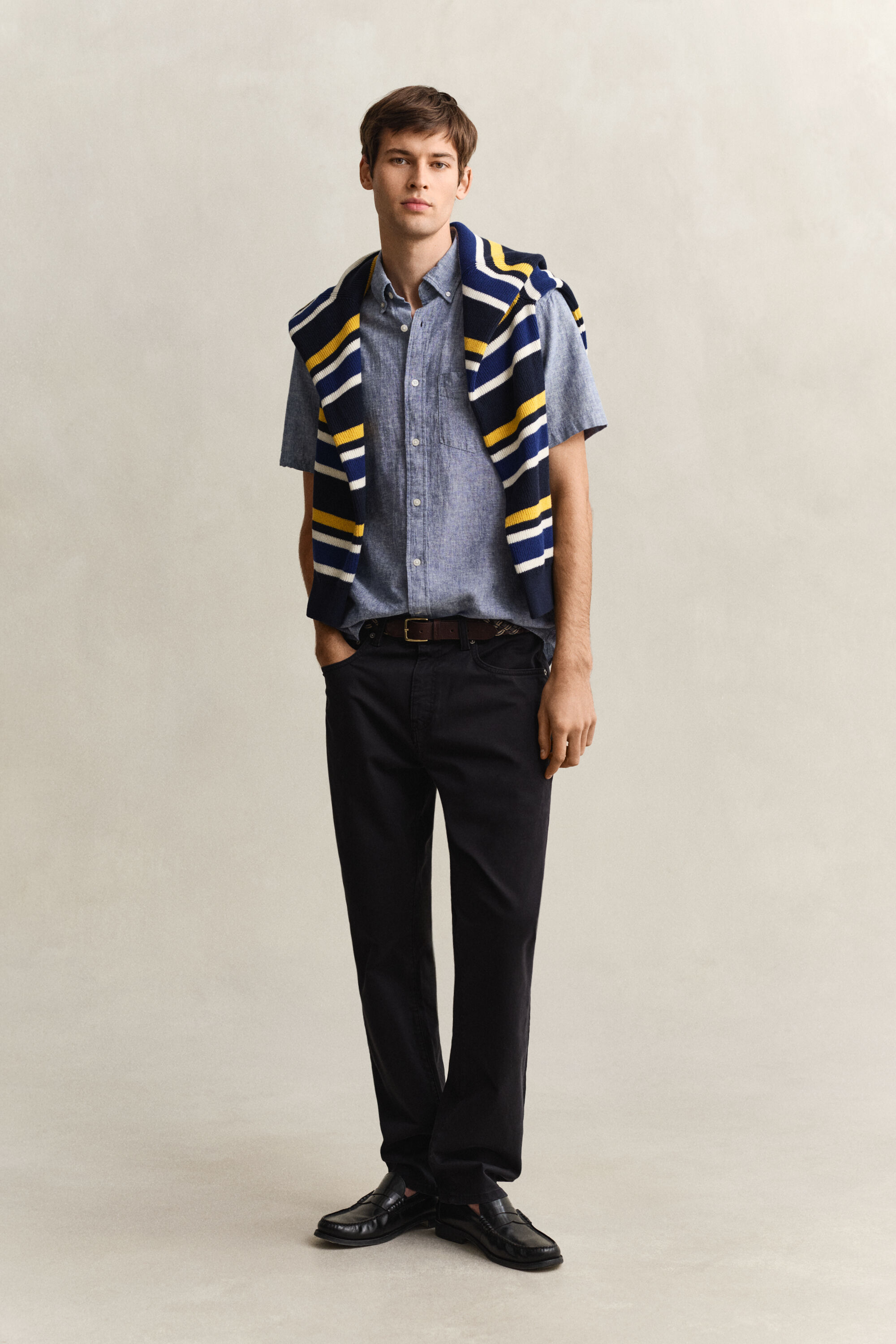 Camisa de manga curta em mistura de linho