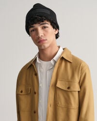 Sobrecamisa em sarja resistente