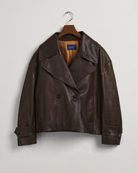 Casaco curto em pele