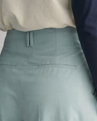 Cal&ccedil;as de cintura subida com perna larga e pregas