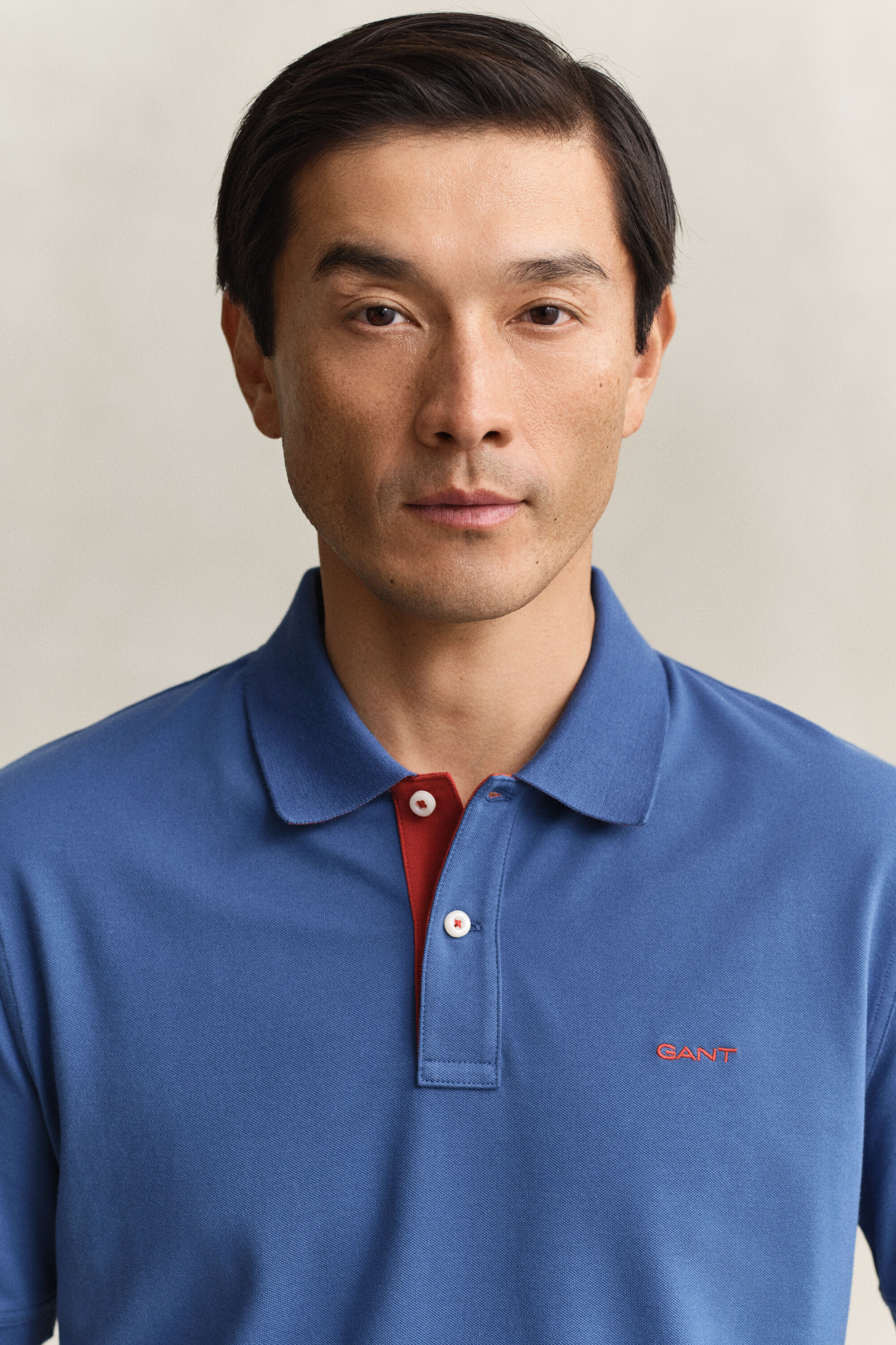 Polo em algodão piqué contrastante